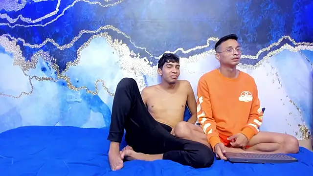 Juicy_Creww live sex cam