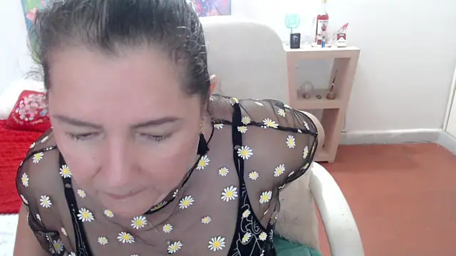 leonela_69 live sex cam