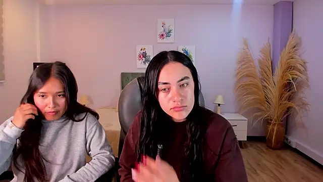 Icysweetcam live sex cam