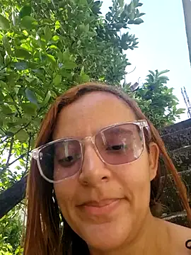 AliceRuivinha2 live sex cam