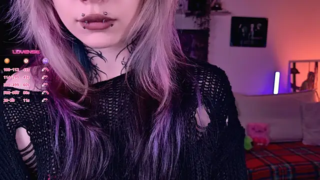 Lollyshy live sex cam