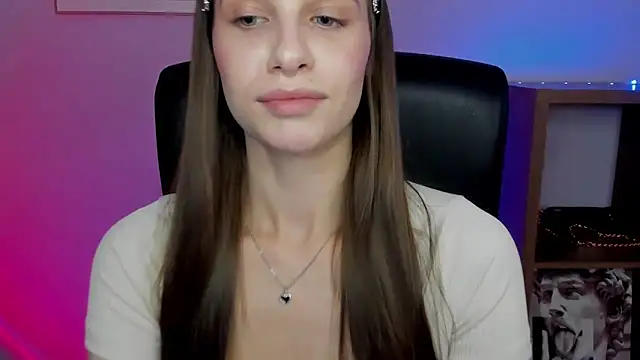 LuxMaya live sex cam