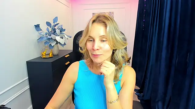 Sinty_Devis live sex cam