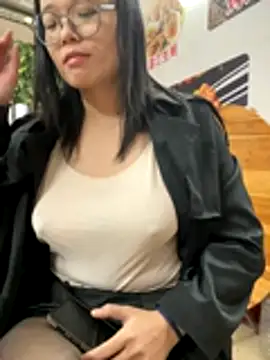 Bella0815 live sex cam