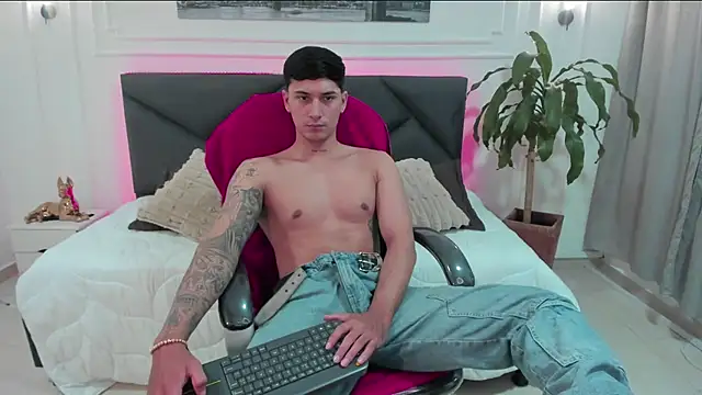 Damian23__ live sex cam