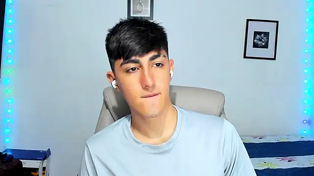 babymaik live sex cam