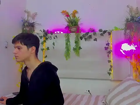 AngelSlimm live sex cam