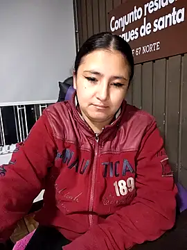 Cute_Penelope live sex cam