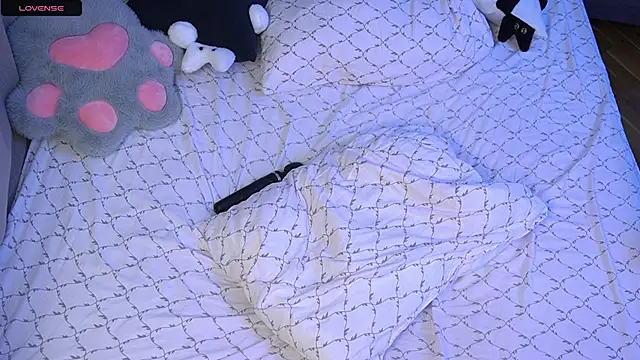 PrincessMononokee live sex cam