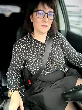 ZhenjaPoledance live sex cam