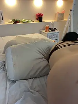 KeiraDark live sex cam