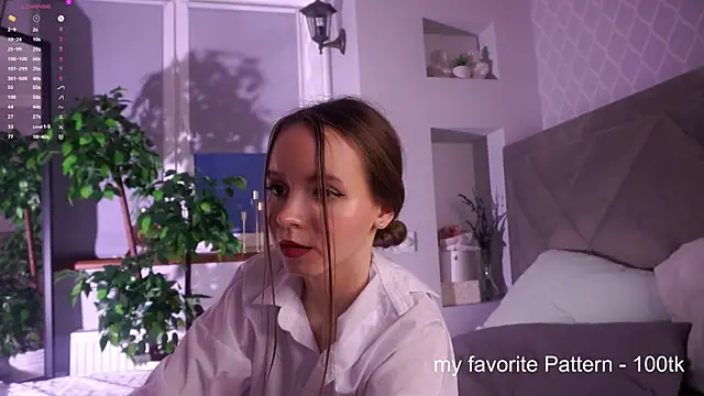 AlodiaHamblett live sex cam