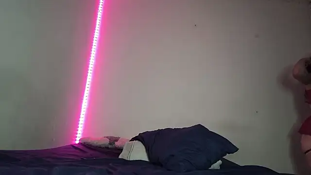 sweet_little232 live sex cam