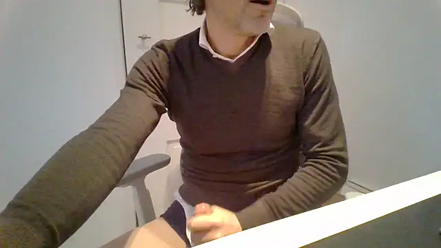 Brandonn1989amateur live sex cam