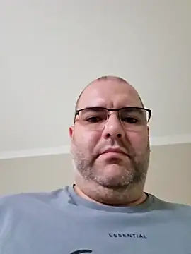 Andrew1900529 live sex cam