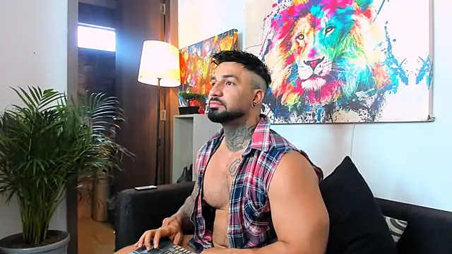 naugthy_dominant live sex cam