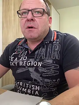 coupleLatinaLovers live sex cam