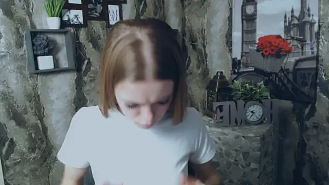 AliceFlirtt_ live sex cam