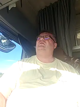 Tataurs live sex cam