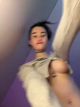Yunasi live sex cam