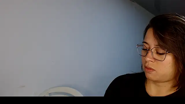 Paloma_Desire live sex cam