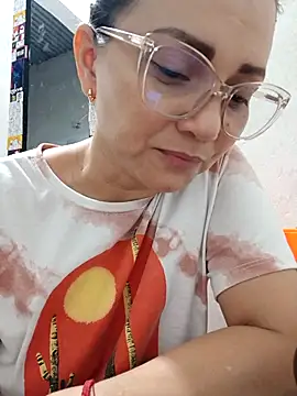 Amanda39 live sex cam