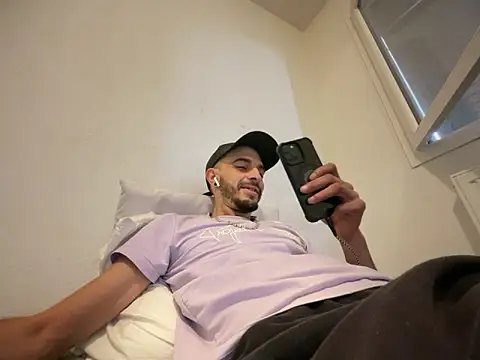 Rebeu313 live sex cam