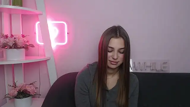 MilanaAngelAs live sex cam
