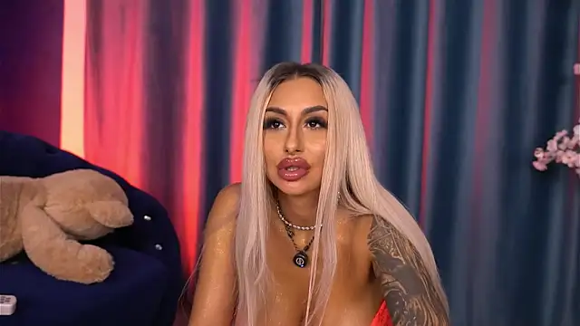 GoldenAmber live sex cam