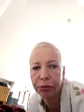 Blueskynicci live sex cam