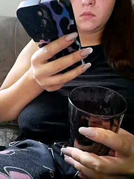 Rozaaaaforyoubigboob live sex cam