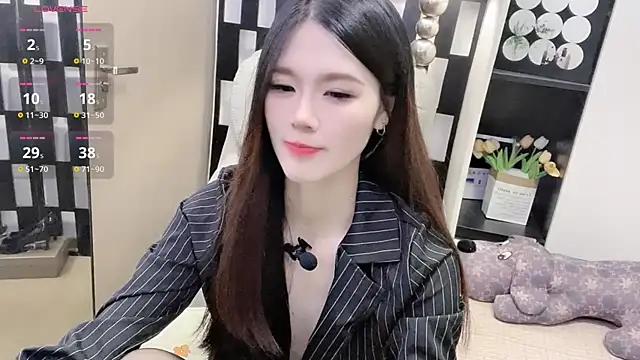 Yueyue-MM live sex cam