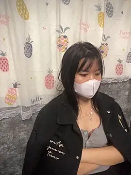 Quynh_22 live sex cam