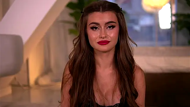 KaylaBray live sex cam