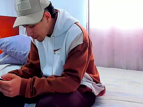 Chandler_ken live sex cam