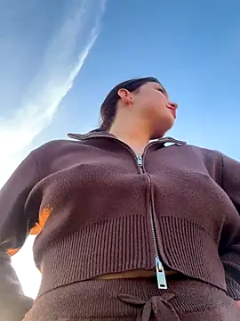 KikiWatson live sex cam