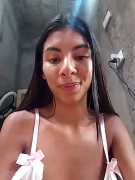 chaparritahot99 live sex cam