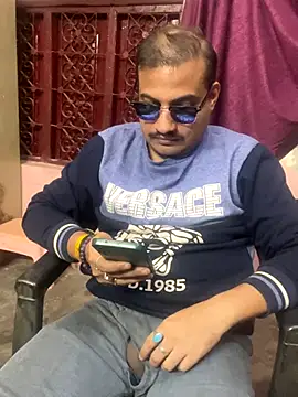 Saxymood1111 live sex cam