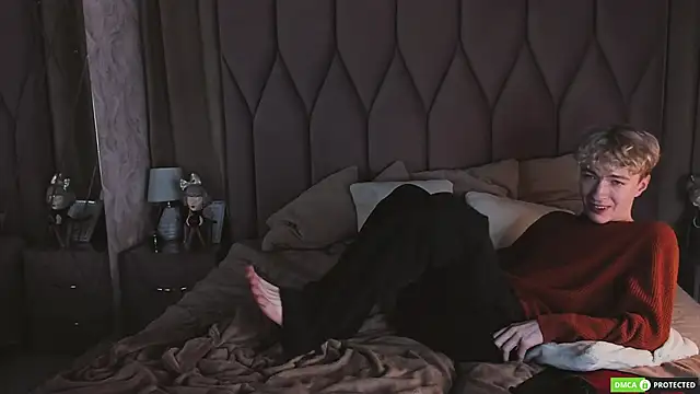 TrevorBenson live sex cam