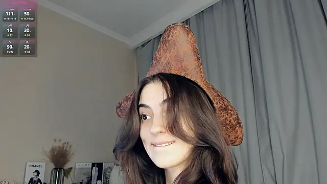 DracosMoon live sex cam