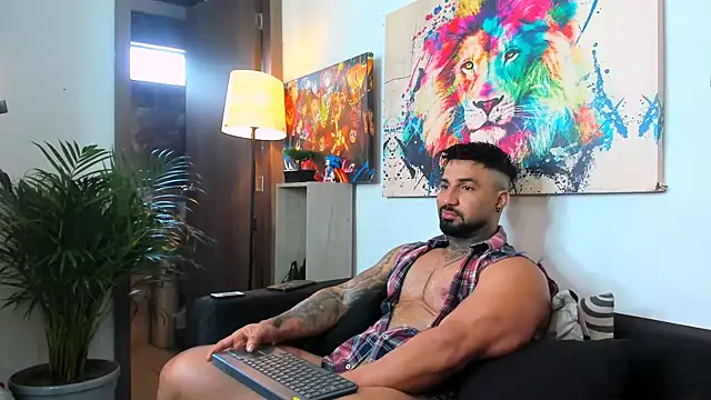 naugthy_dominant live sex cam