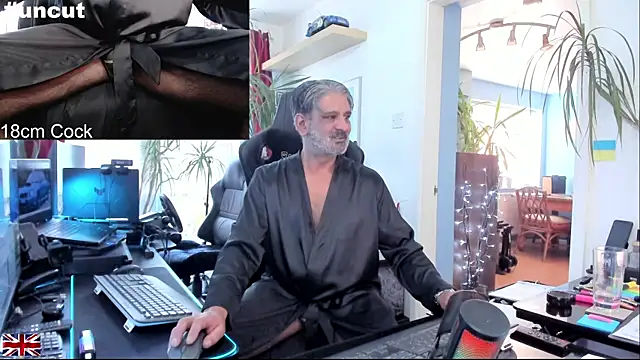 OnlineBossUK live sex cam