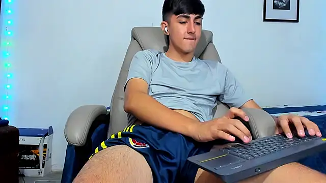 babymaik live sex cam