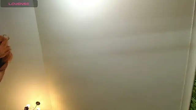 HairyQuinn live sex cam