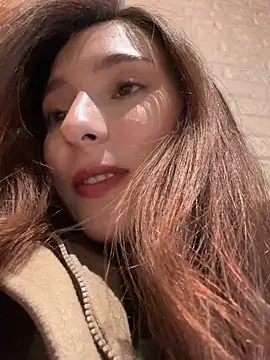 LilluKatten live sex cam