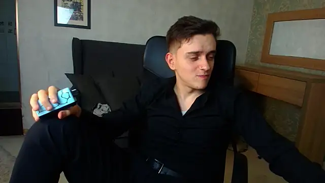 FelixStarkk live sex cam