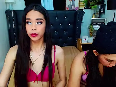 LovelyTs4U live sex cam