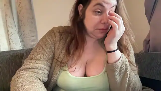 cumwithmee3 live sex cam