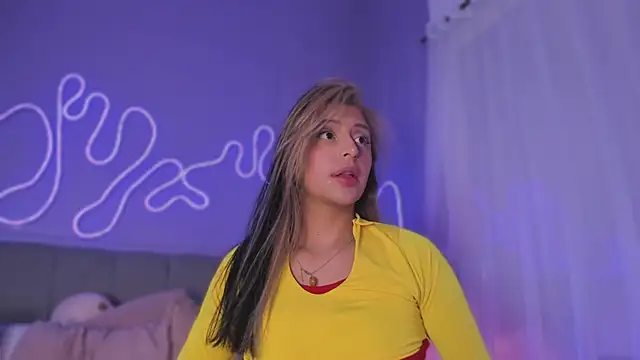 Sofly_s live sex cam