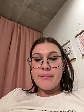 RinaCat live sex cam